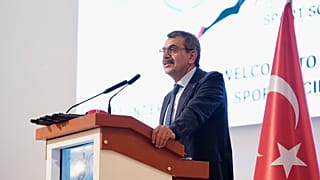 Milli Eğitim Bakanı Yusuf Tekin, başkent Ankara'daki 22. Uluslararası Spor Bilimleri Kongresi'nde konuşma yapıyor, 21 Kasım 2024