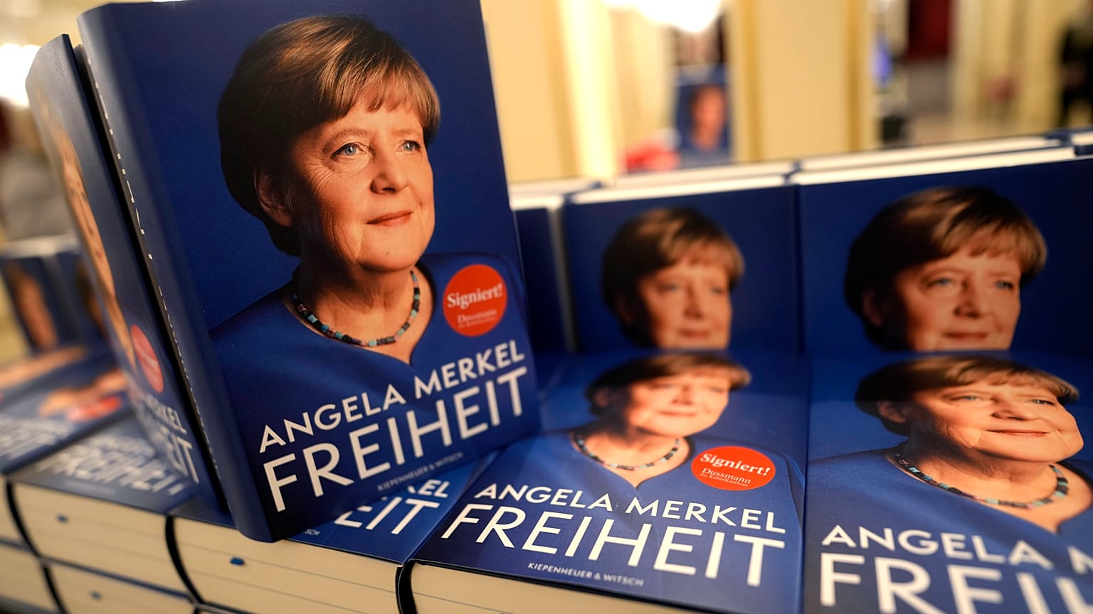La ex Canciller alemana, Angela Merkel, ha publicado sus memorias "Libertad".