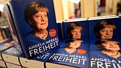 Eski Almanya Şansölyesi Angela Merkel, 'Özgürlük' adlı anı kitabını yayınladı.