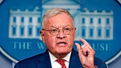 Keith Kellogg 22 Eylül 2020, Salı günü Washington'daki Beyaz Saray'da düzenlenen basın brifingi sırasında konuşuyor.