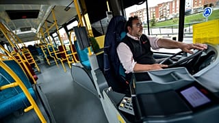 Conductor de autobús. Foto de archivo. 