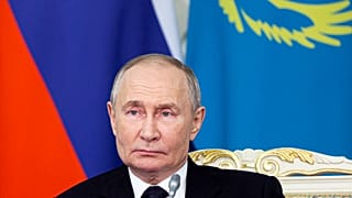 Der russische Präsident Wladimir Putin äußert sich in Kasachstan zu den neuen Oreschnik-Raketen