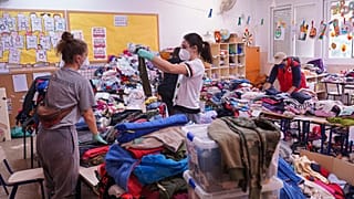 Reabertura de escola após tempestade DANA