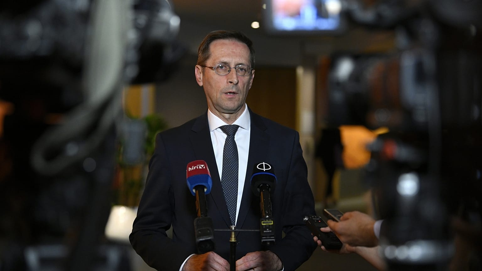 Varga Mihály pénzügyminiszter Brüsszelben