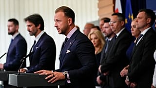 Der slowakische Innenminister Matus Sutaj Estok während einer gemeinsamen Pressekonferenz mit dem stv. Ministerpräsidenten und Verteidigungsminister Robert Kalinak, Mai 2024