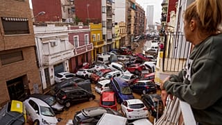 آثار الدمار بعد فيضانات فالنسيا