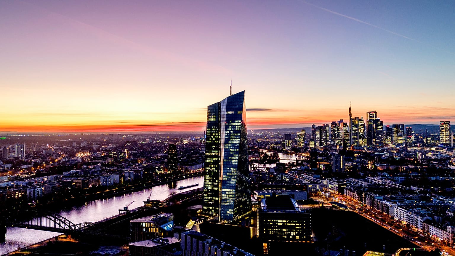 Frankfurt'taki Europen Cemtral Bank'ın bir fotoğrafı