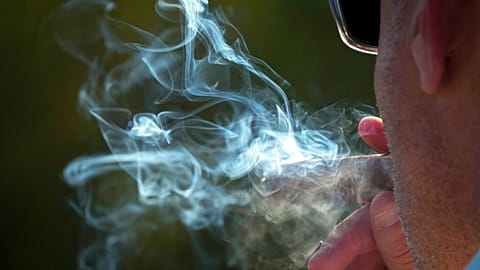 The EU Council has approved new recommendations on smoke- and aerosol-free environments.