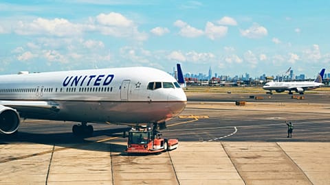 Half the airlines in the ranking scored zero for their insufficient uptake of sustainable aviation fuels. 