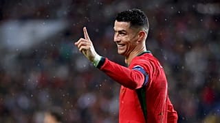كريستيانو رونالدو خلال مباراة كرة القدم في دوري الأمم الأوروبية بين البرتغال وبولندا في ملعب دراجاو في بورتو، البرتغال، الجمعة 15 نوفمبر 2024. 