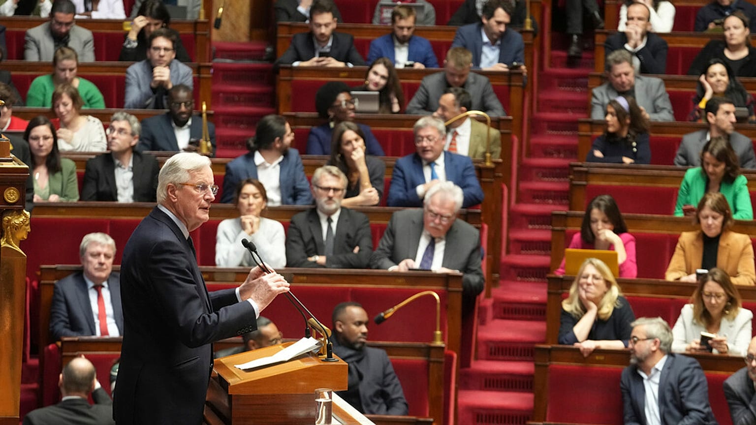 Michel Barnier en la Asamblea Nacional. 