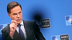 Le secrétaire général de l'OTAN, M. Mark Rutte, s'exprime lors d'une conférence de presse à l'issue d'une réunion des ministres des Affaires étrangères de l'OTAN à Bruxelles, le 4 décembre 2024.