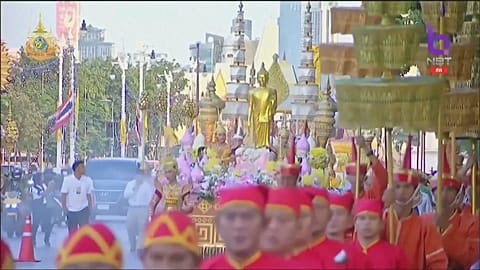La processione per il "dente di Buddha"
