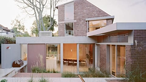 Six Columns in London has been named RIBA House of the Year for 2024