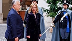 Meloni accoglie Orban a Roma