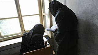 تحصیل زنان در افغانستان