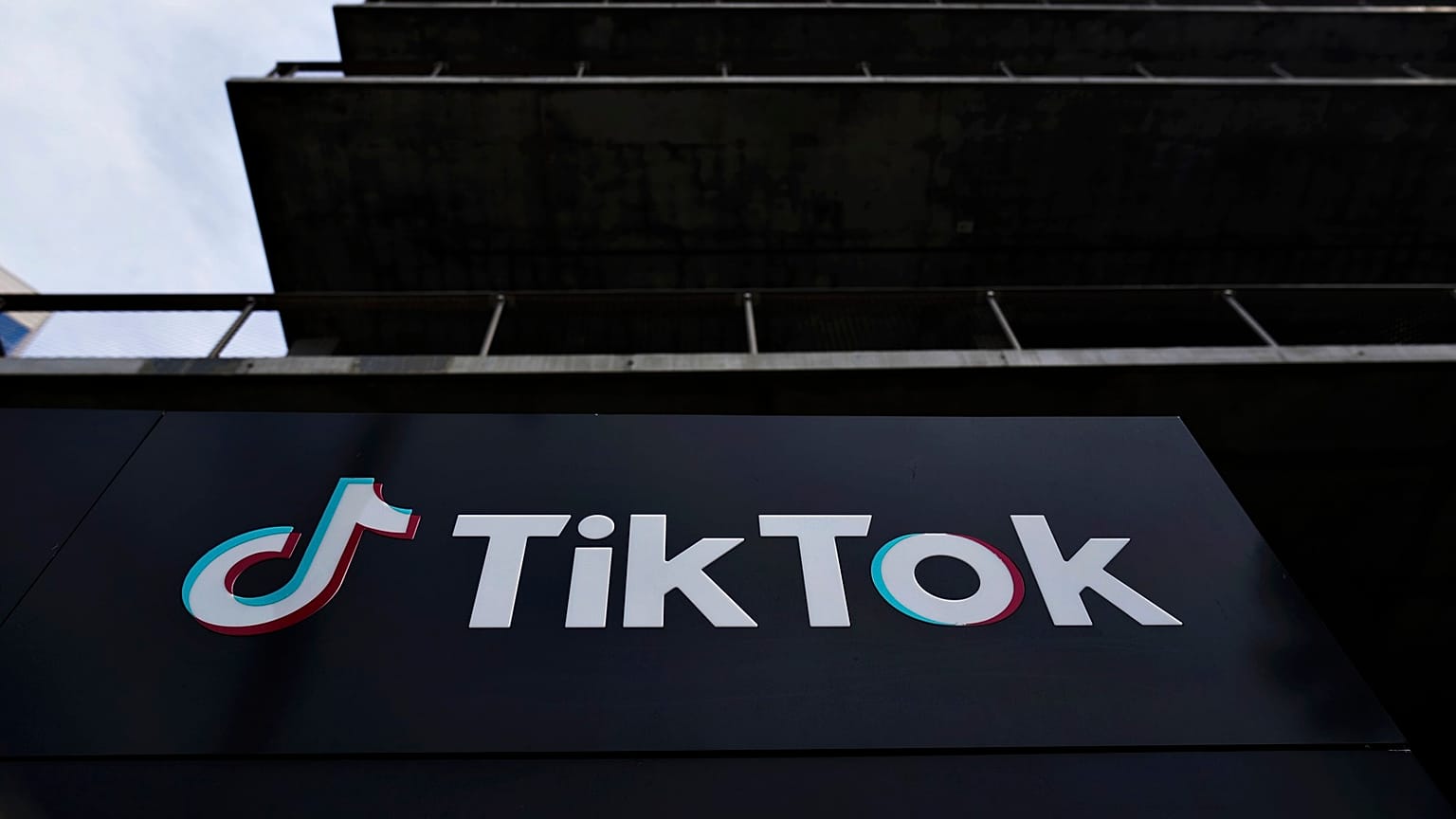 TikTok è sotto esame per il suo ruolo nelle elezioni presidenziali rumene.