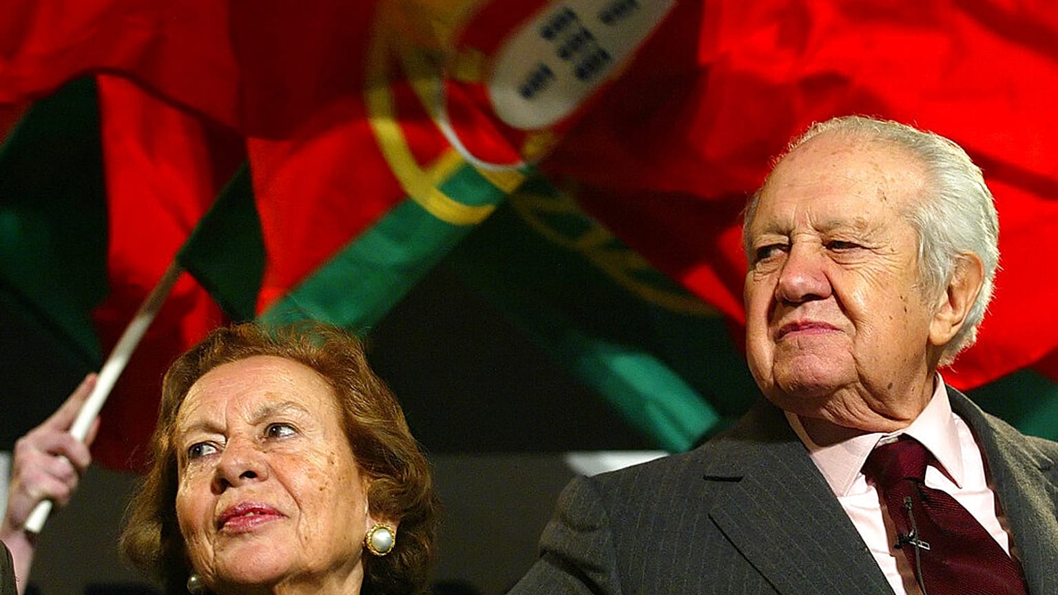 Mário Soares com a mulher Maria Barroso, companheira de toda uma vida