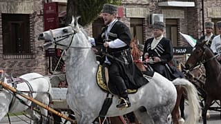 Kadirov lóháton