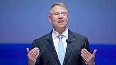 Romanya Cumhurbaşkanı Klaus Iohannis Bükreş'teki EPP Kongresi'nde konuşuyor, 7 Mart 2024