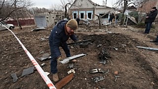 Zelensky : "Les paroles de la Russie ne veulent rien dire, mais ses bombes et ses missiles sont très éloquents".