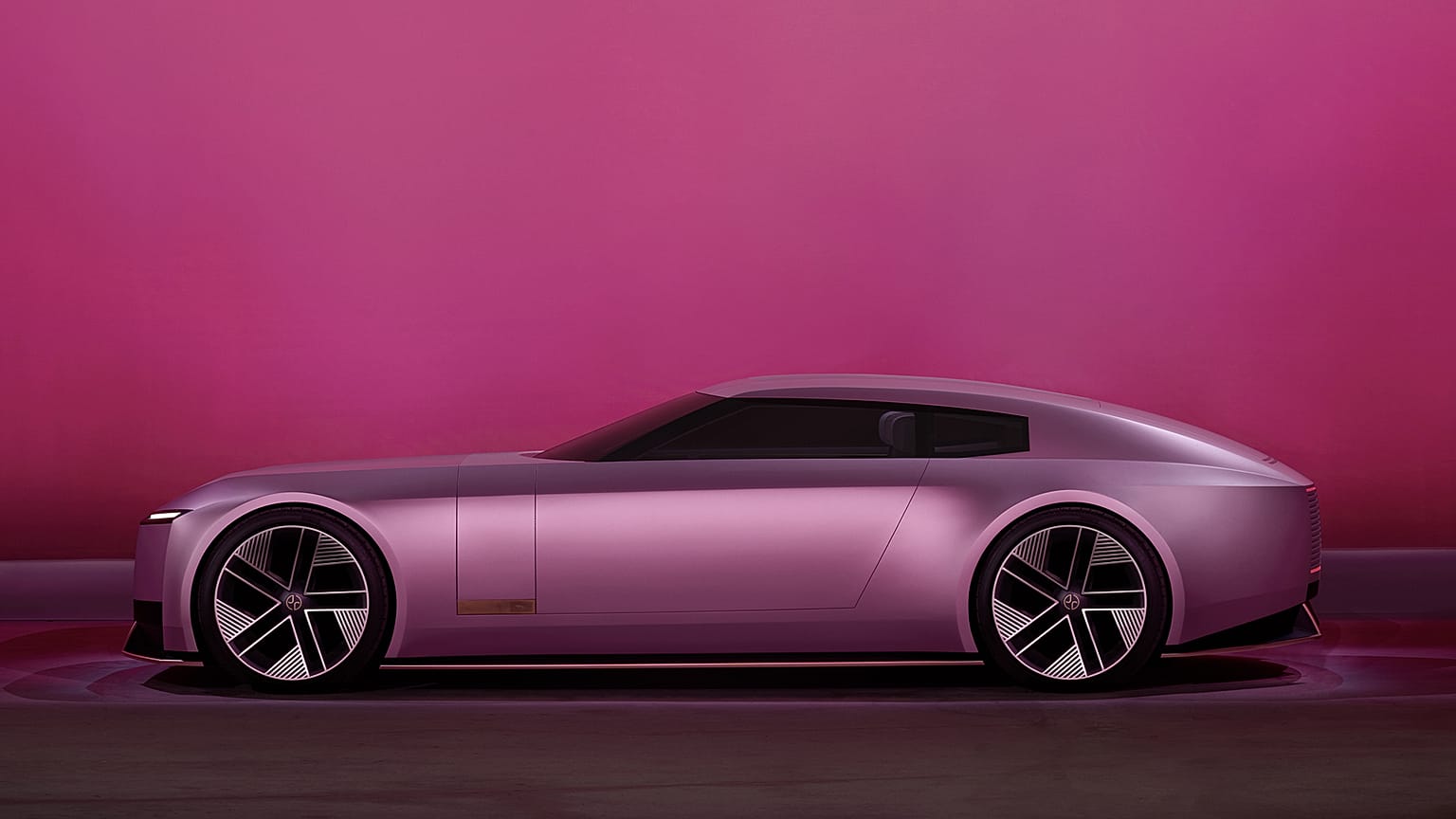 'Miami Pembesi' olarak da bilinen Rhodon Rose renginde Jaguar Type 00 elektrikli model
