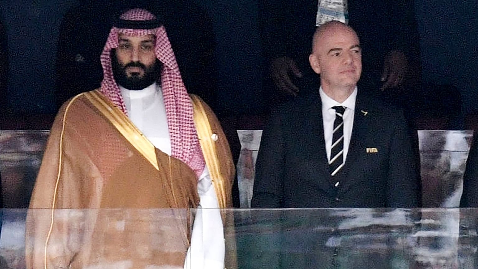 El príncipe heredero de Arabia Saudí, Mohammed bin Salman (izquierda), y el presidente de la FIFA, Gianni Infantino, el 14 de junio de 2018.