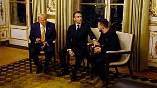 Der designierte US-Präsident Donald Trump, der französische Präsident Emmanuel Macron und der ukrainische Präsident Wolodymyr Selenskyj, Elysée-Palast, 7. Dezember 2024