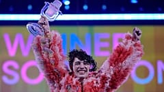 Ανακοινώθηκαν νέοι κανόνες της Eurovision για την "προστασία" των καλλιτεχνών μετά τις διαμάχες του 2024 (στη φωτογραφία: ο νικητής του 2024 Nemo)
