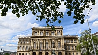 A Magyar Tudományos Akadémia épülete - még a felújítás előtt