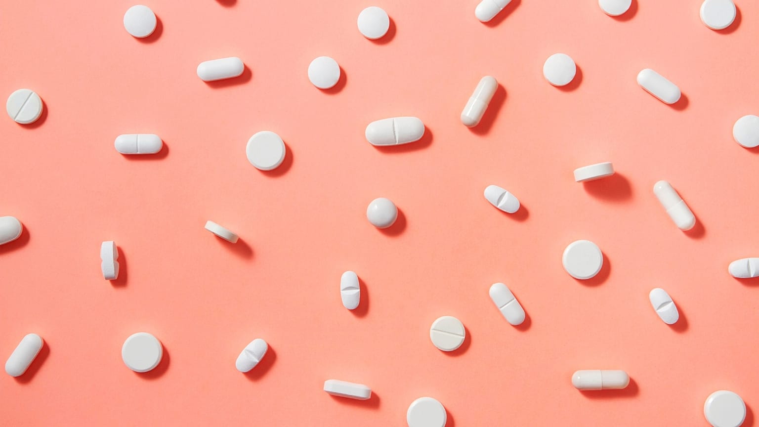 El coste de los nuevos medicamentos significa que hay menos fondos sanitarios disponibles para otros tratamientos.