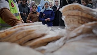 أوكرانيا ترسل مساعدات غذائية للشعب السوري