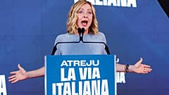 Ο Ιταλός πρωθυπουργός Τζόρτζια Μελόνι απευθύνει χαιρετισμό στο φεστιβάλ Atreuj στη Ρώμη, 15 Δεκεμβρίου 2024