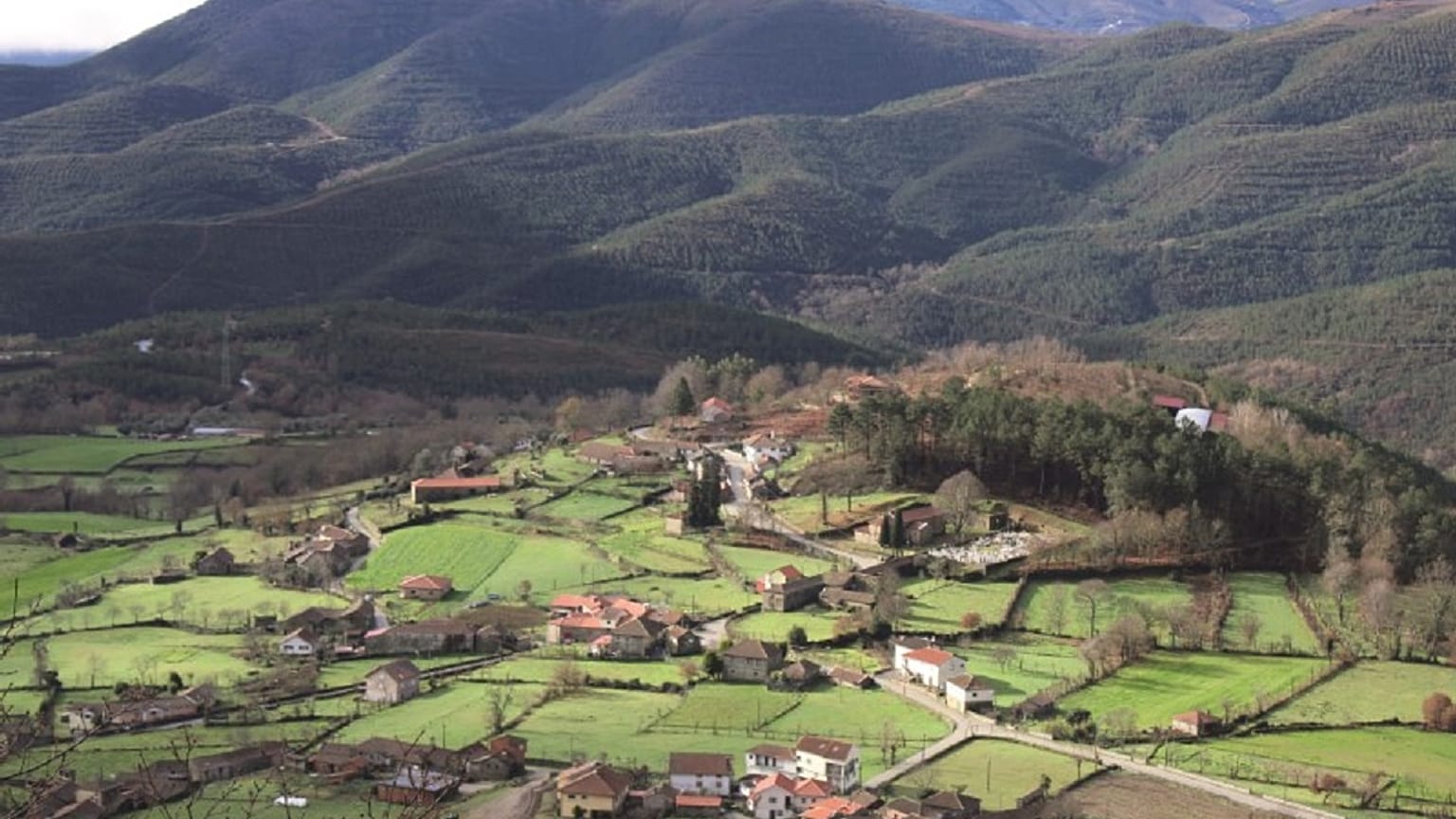 Vista sul villaggio di Covas do Barroso