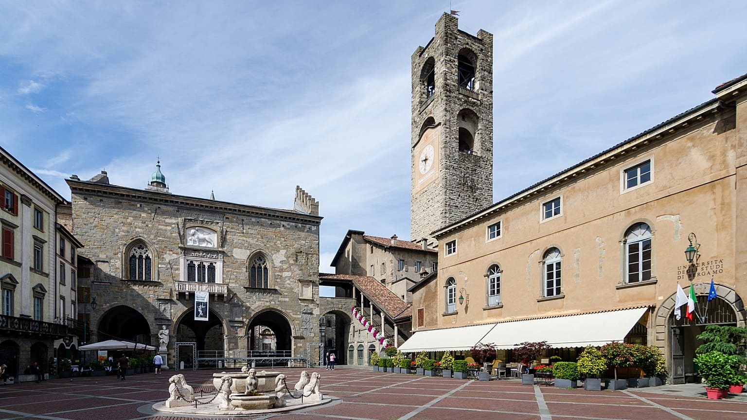 Piazza Vecchia, Bergamo