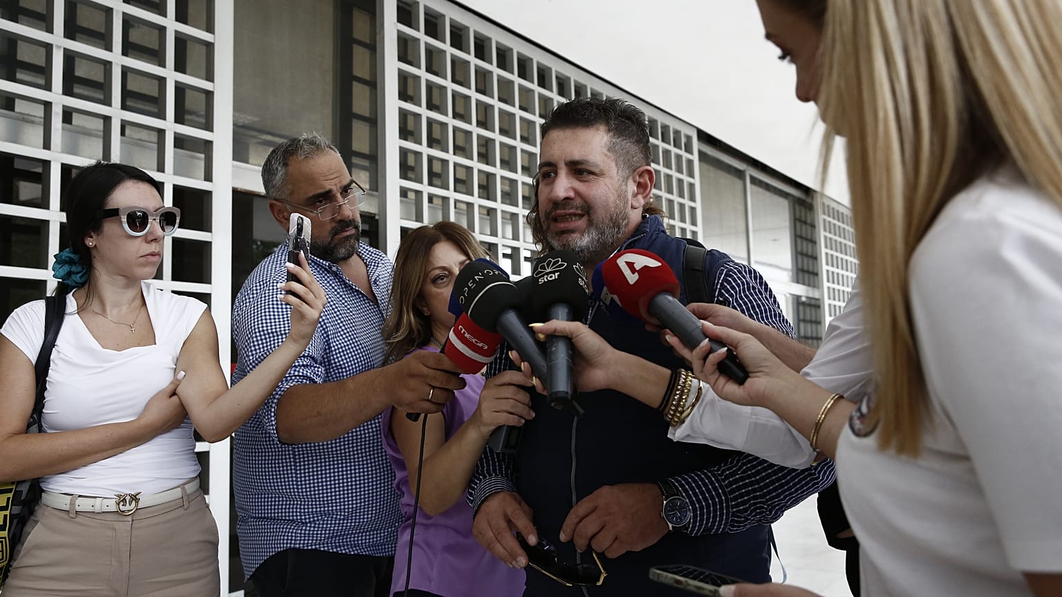 ΤΡΑΓΩΔΙΑ ΣΤΗ ΧΑΛΚΙΔΙΚΗ