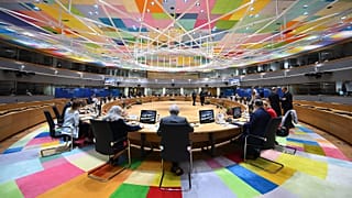 Die Staats- und Regierungschefs der EU treffen sich in Brüssel, um über die Ukraine-Hilfe und den Übergangsprozess in Syrien zu beraten.