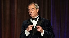 Le leader réformiste britannique Nigel Farage s'exprime lors du gala annuel du New York Young Republican Club au Cipriani Wall Street, le dimanche 15 décembre 2024, à New York.