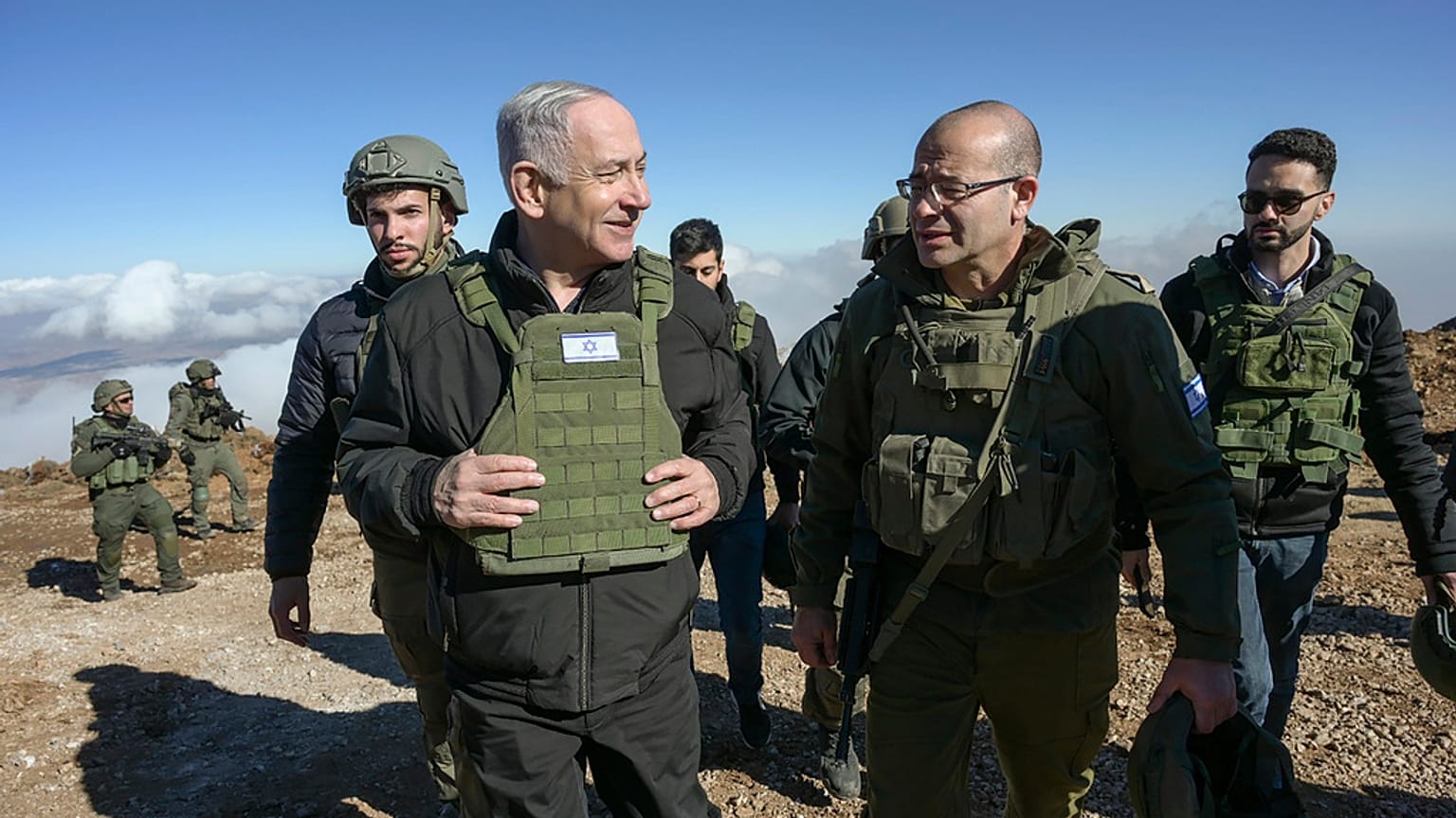 İsrail Başbakanı Binyamin Netanyahu, Suriye içindeki tampon bölgede bulunan İsrail güçlerini ziyaret etti. / 17 Aralık 2024 Salı