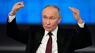 Vladimir Putin, Moskova'da düzenlenen yıllık basın toplantısında gazetecilerin sorularını yanıtlıyor, 19 Aralık 2024