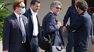 Salvini numa das sessões do julgamento em Palermo