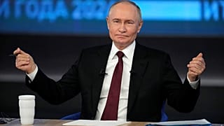 Rusya lideri Putin geleneksel hale getirdiği yıl sonu basın toplantısında.