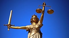 Γερμανίδα καταδικάστηκε για τη δολοφονία της σωσία της