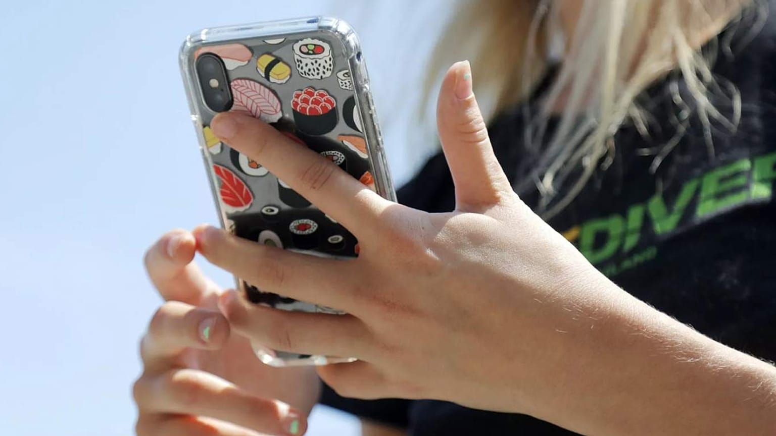 Cep telefonu taksitlerine düzenleme geldi.