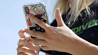 Cep telefonu taksitlerine düzenleme geldi.