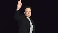 Elon Musk, aşırı sağcı AfD'yi destekliyor.