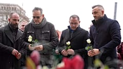 AfD liderleri ölenlerin anmasında.