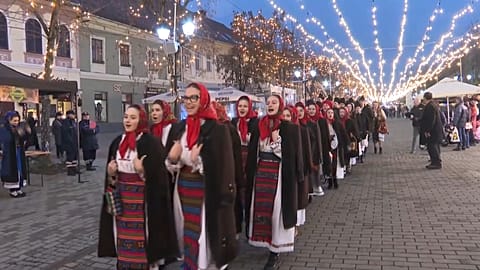 مهرجان قشور لحم الخنزير في بيستريتا: احتفال بالنكهات التقليدية وابتكارات الطهي