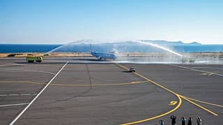 Girit Adası'nda, Robinson Airlines'a ait bir uçak, Heraklion Havalimanında, 1 Temmuz 2020