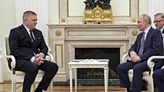 A szlovák kormányfő az orosz elnöknél a Kremlben